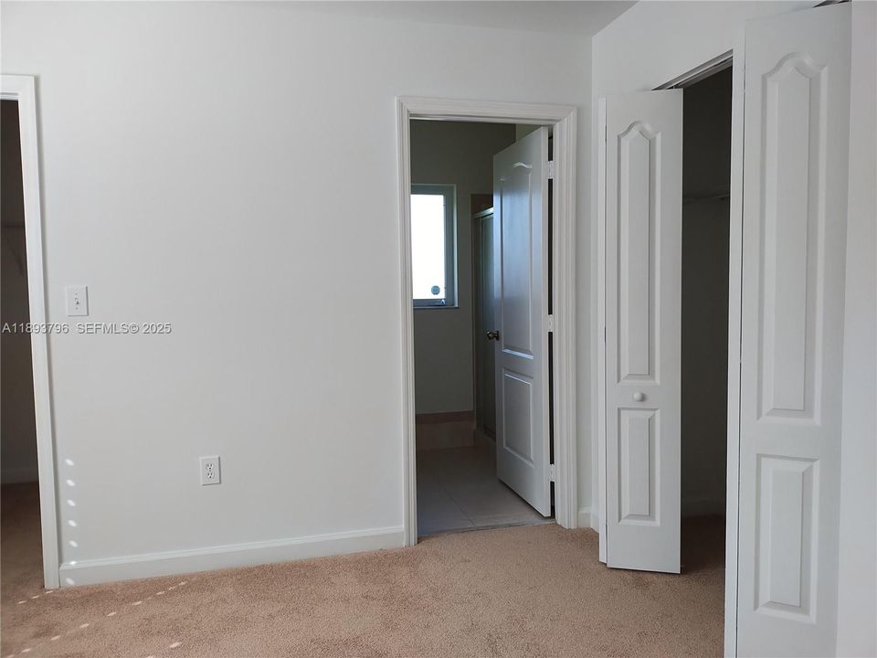 На продажу: $450,000 (3 спален, 2 ванн, 1231 Квадратных фут)