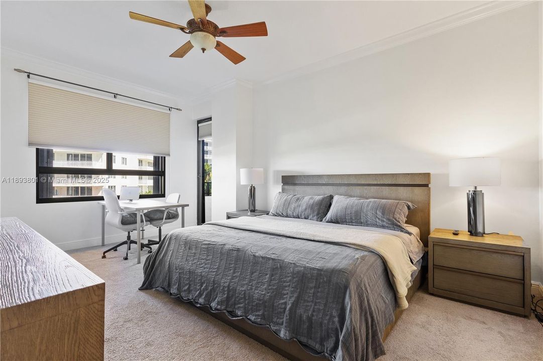 На продажу: $1,200,000 (2 спален, 2 ванн, 1532 Квадратных фут)