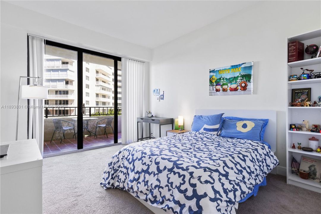 На продажу: $1,200,000 (2 спален, 2 ванн, 1532 Квадратных фут)