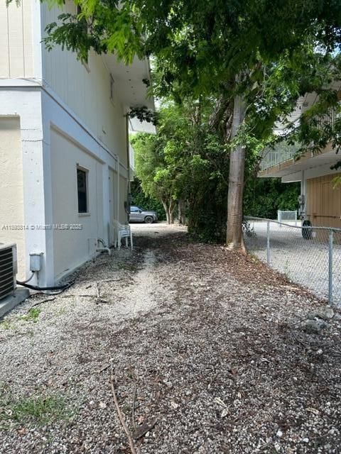 For Rent: $2,600 (2 beds, 1 baths, 768 Square Feet)