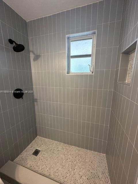 For Rent: $2,600 (2 beds, 1 baths, 768 Square Feet)