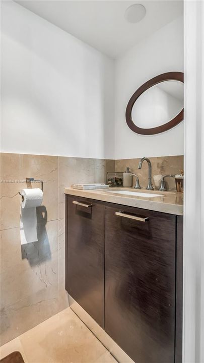 For Sale: $1,200,000 (3 beds, 3 baths, 1680 Square Feet)