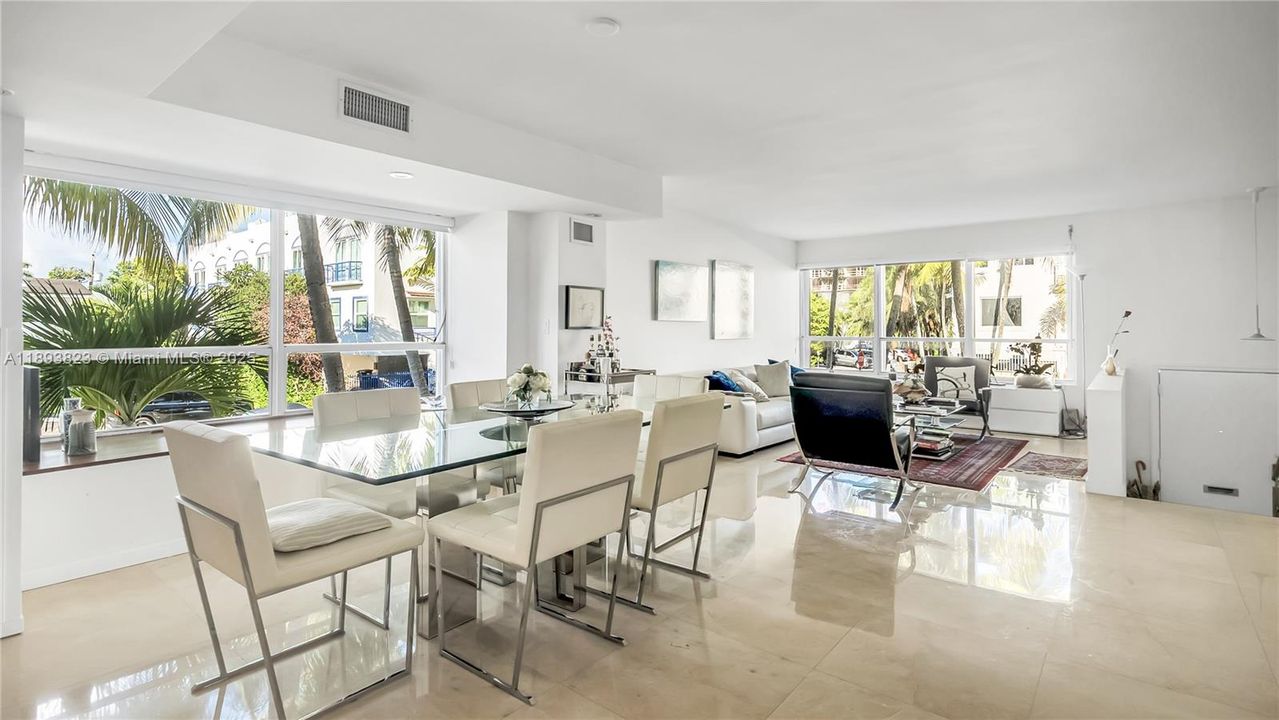 For Sale: $1,200,000 (3 beds, 3 baths, 1680 Square Feet)