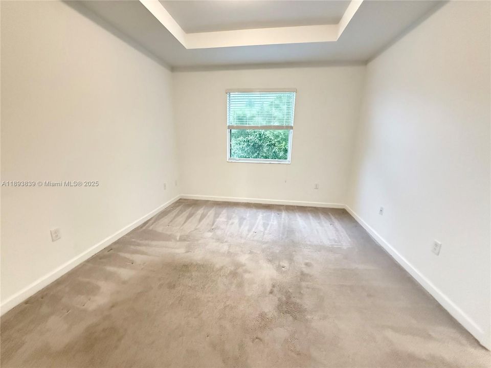 出租: $2,600 (3 贝兹, 2 浴室, 1695 平方英尺)