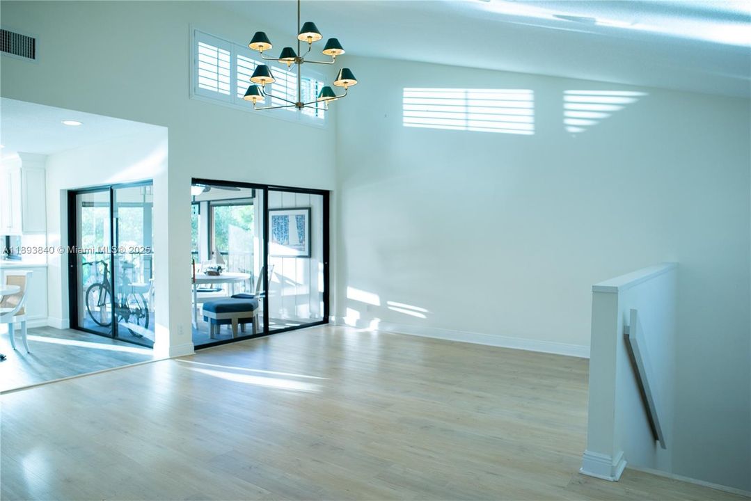 For Sale: $750,000 (2 beds, 2 baths, 1818 Square Feet)