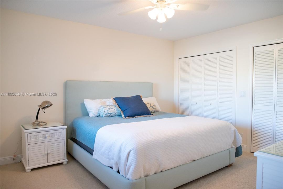 For Sale: $750,000 (2 beds, 2 baths, 1818 Square Feet)