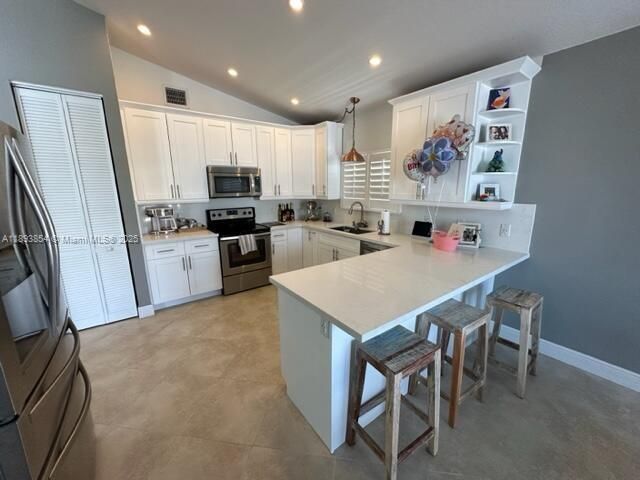 For Rent: $5,000 (3 beds, 3 baths, 1844 Square Feet)