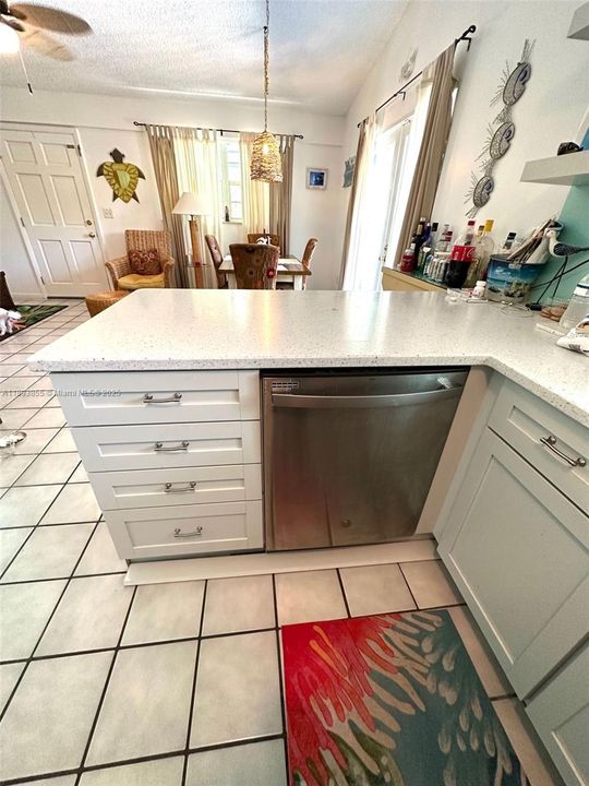 For Rent: $3,750 (2 beds, 2 baths, 768 Square Feet)