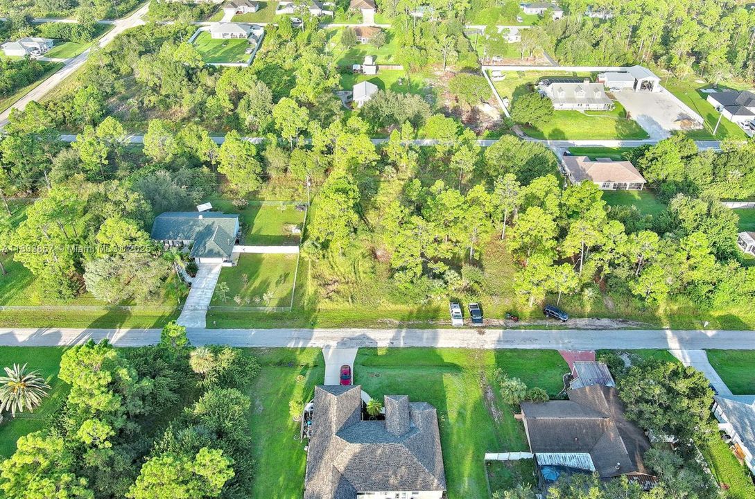 For Sale: $27,000 (0.33 acres)