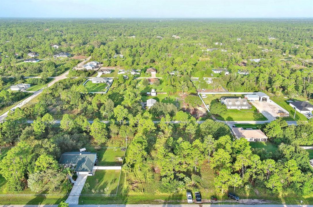 For Sale: $27,000 (0.33 acres)