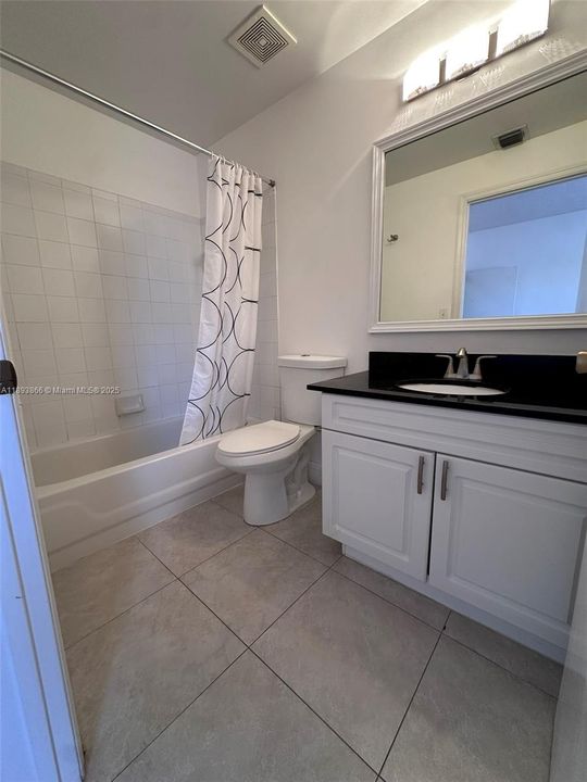 В аренду: $2,800 (2 спален, 2 ванн, 1131 Квадратных фут)