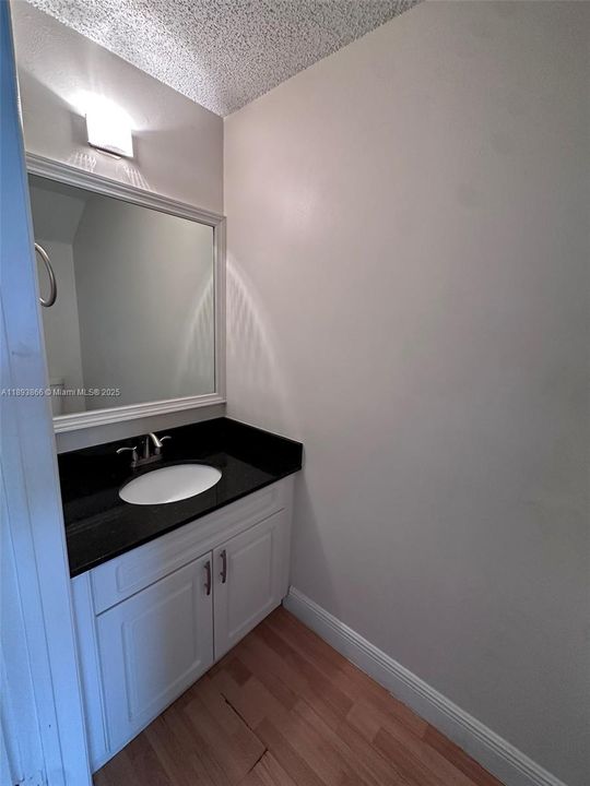 В аренду: $2,800 (2 спален, 2 ванн, 1131 Квадратных фут)