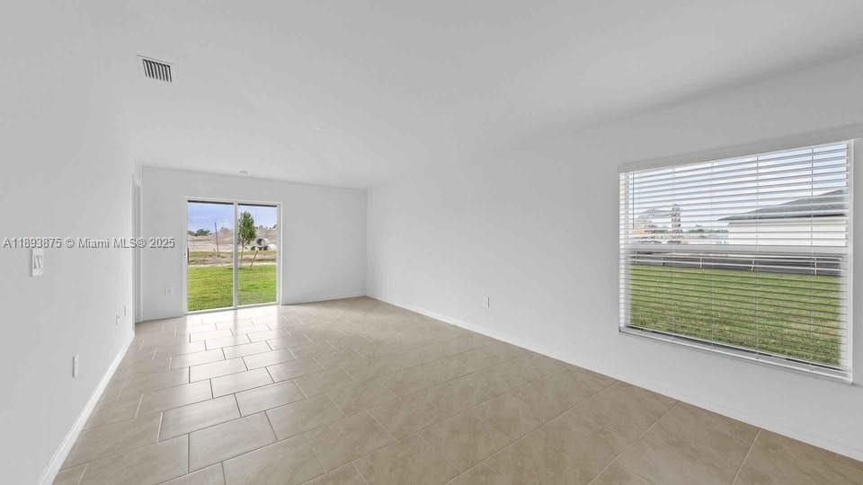 В аренду: $2,380 (3 спален, 2 ванн, 0 Квадратных фут)