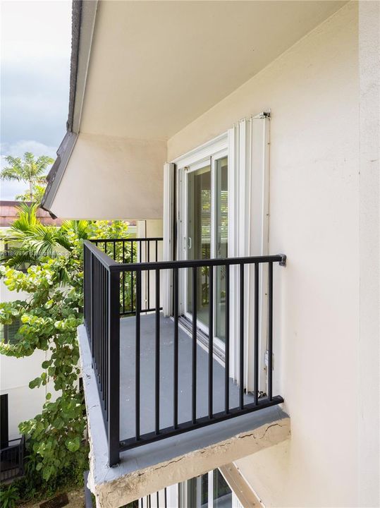 最近售出: $475,000 (2 贝兹, 1 浴室, 843 平方英尺)