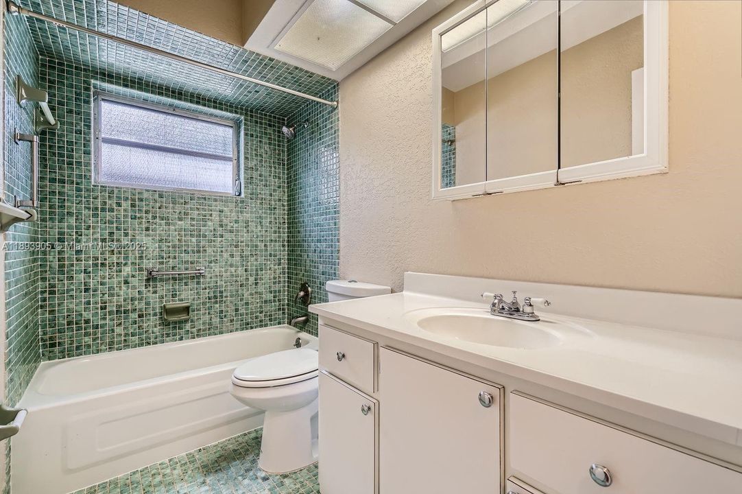 For Sale: $511,000 (3 beds, 2 baths, 1632 Square Feet)