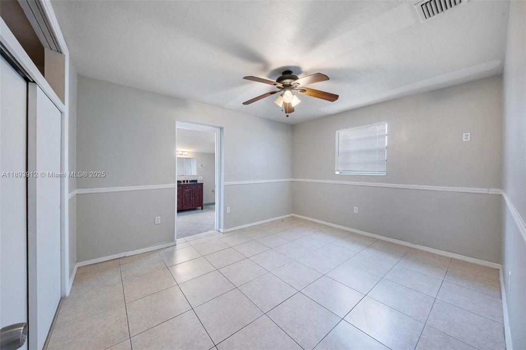 For Sale: $444,000 (3 beds, 2 baths, 1468 Square Feet)