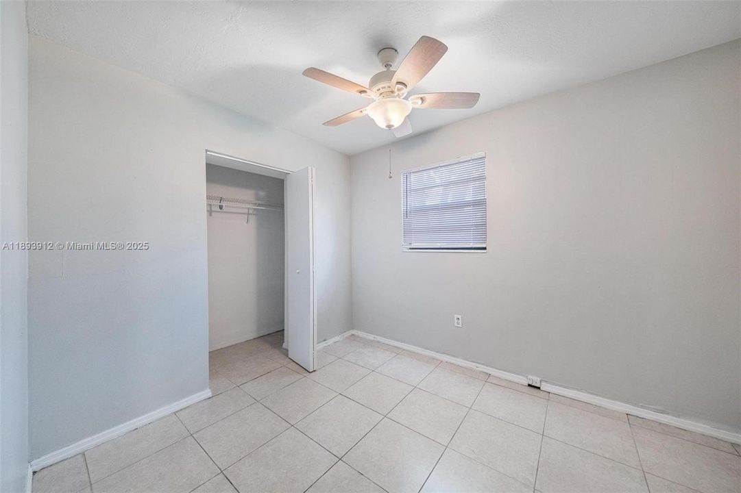 For Sale: $444,000 (3 beds, 2 baths, 1468 Square Feet)