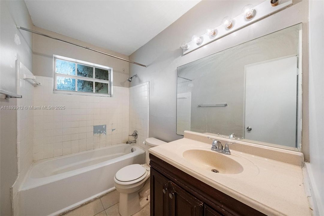 For Sale: $444,000 (3 beds, 2 baths, 1468 Square Feet)