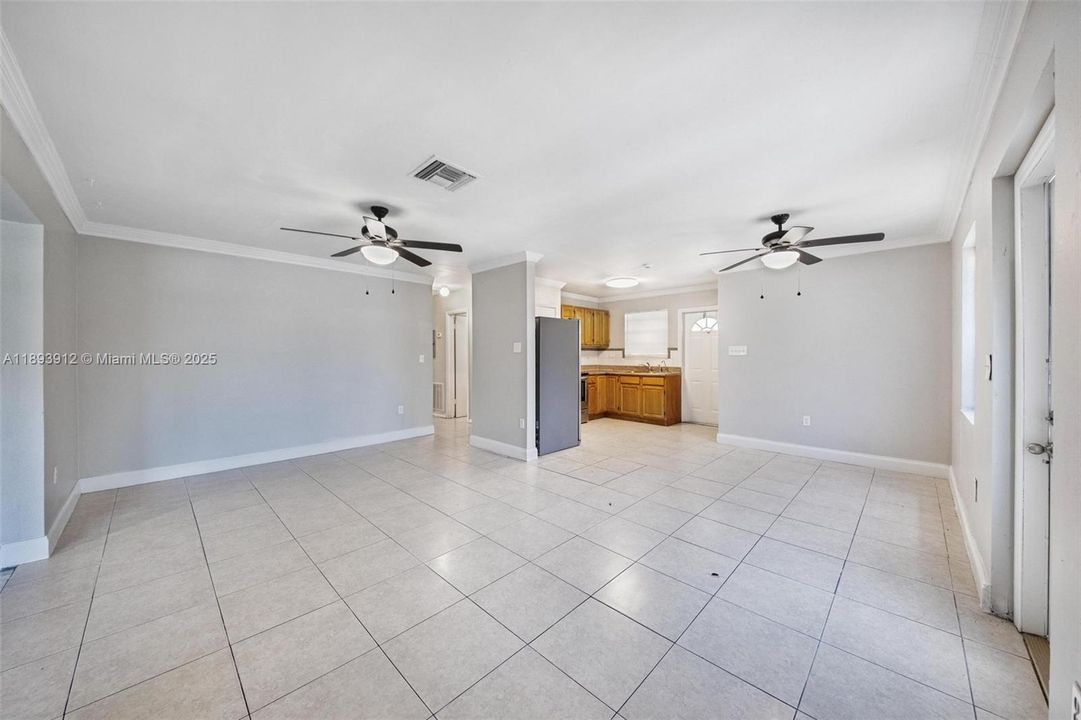 For Sale: $444,000 (3 beds, 2 baths, 1468 Square Feet)