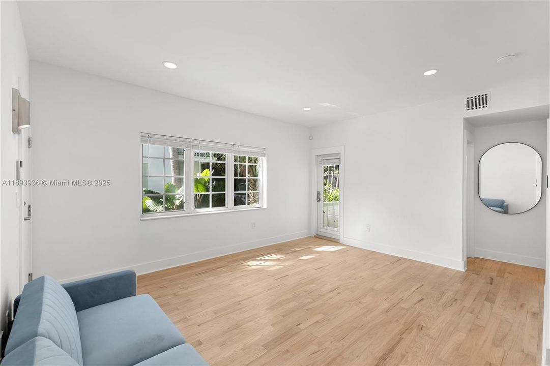 Недавно арендовано: $2,750 (1 спален, 1 ванн, 686 Квадратных фут)