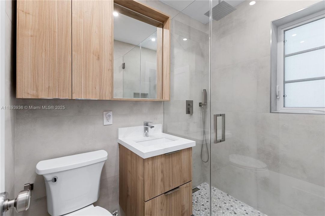 Недавно арендовано: $2,750 (1 спален, 1 ванн, 686 Квадратных фут)