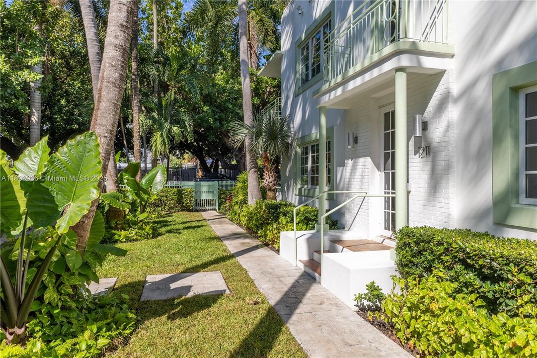 Недавно арендовано: $2,750 (1 спален, 1 ванн, 686 Квадратных фут)