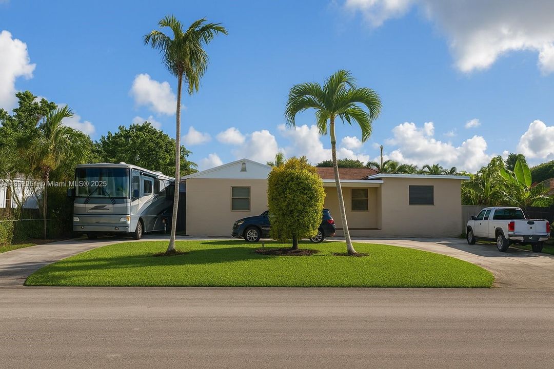 For Sale: $850,000 (4 beds, 2 baths, 2173 Square Feet)