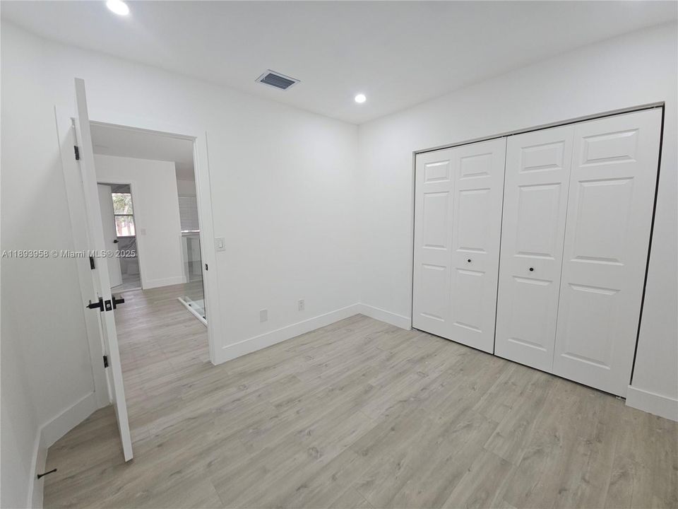 Activo con contrato: $750,000 (4 camas, 3 baños, 2540 Pies cuadrados)