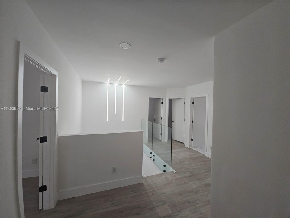 Activo con contrato: $750,000 (4 camas, 3 baños, 2540 Pies cuadrados)