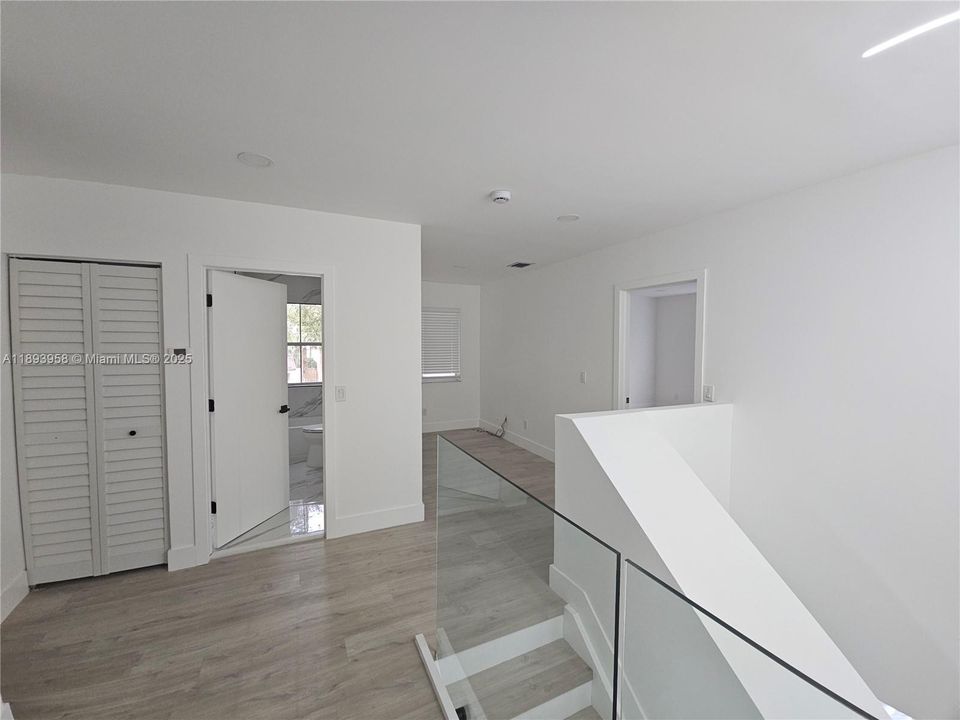 Activo con contrato: $750,000 (4 camas, 3 baños, 2540 Pies cuadrados)