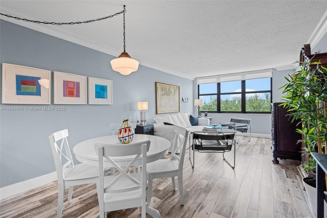 Recientemente alquilado: $2,500 (1 camas, 1 baños, 762 Pies cuadrados)