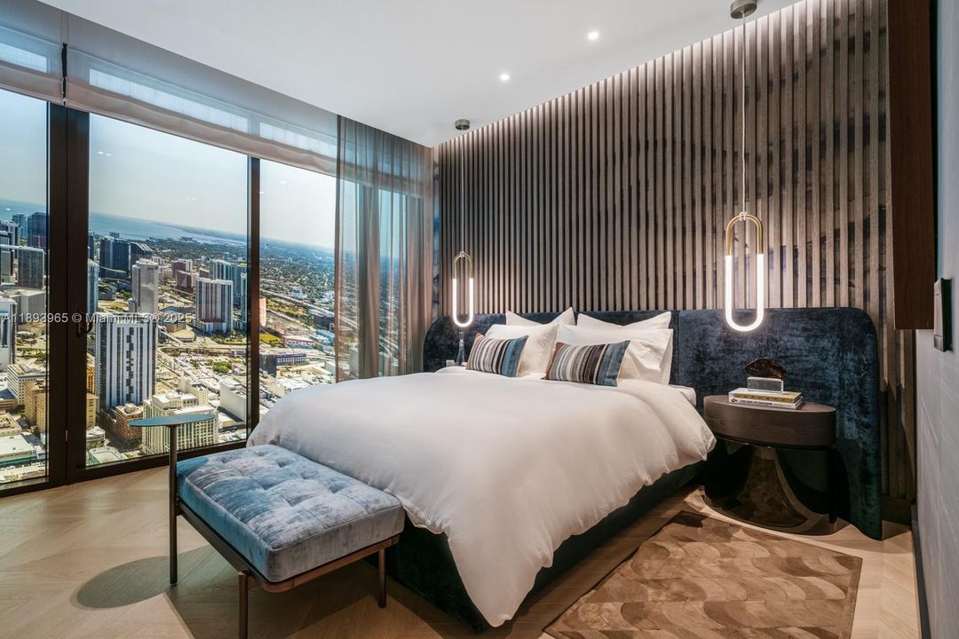 En Venta: $7,657,854 (3 camas, 3 baños, 2838 Pies cuadrados)