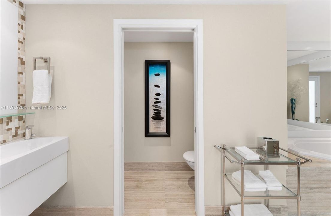 待售: $5,390,000 (4 贝兹, 3 浴室, 2670 平方英尺)