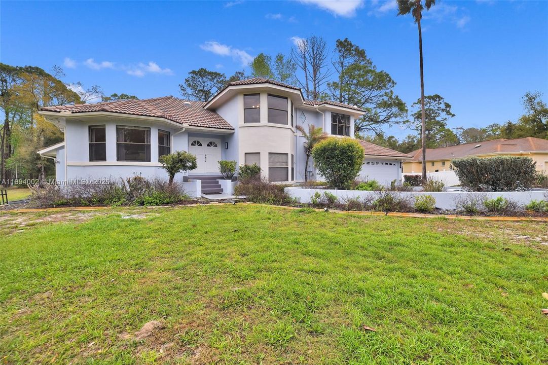 En Venta: $799,900 (5 camas, 3 baños, 3263 Pies cuadrados)