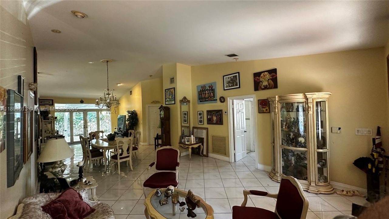 For Sale: $875,000 (3 beds, 2 baths, 1844 Square Feet)