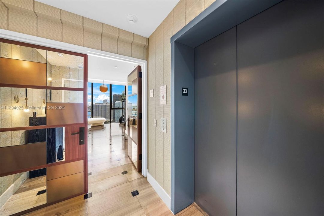 For Sale: $5,450,000 (4 beds, 5 baths, 3298 Square Feet)