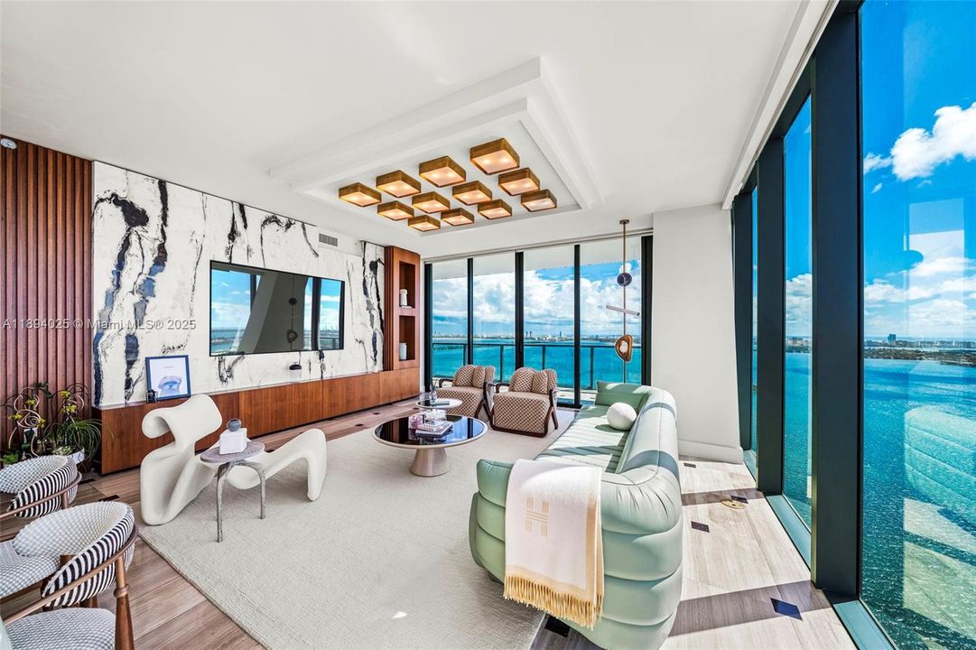 For Sale: $5,450,000 (4 beds, 5 baths, 3298 Square Feet)