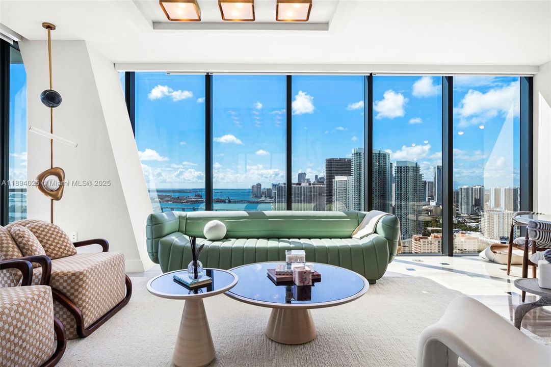 For Sale: $5,450,000 (4 beds, 5 baths, 3298 Square Feet)