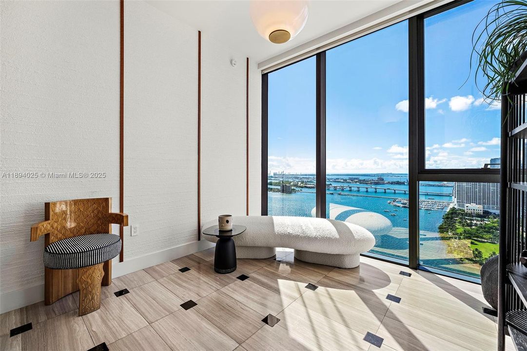 For Sale: $5,450,000 (4 beds, 5 baths, 3298 Square Feet)