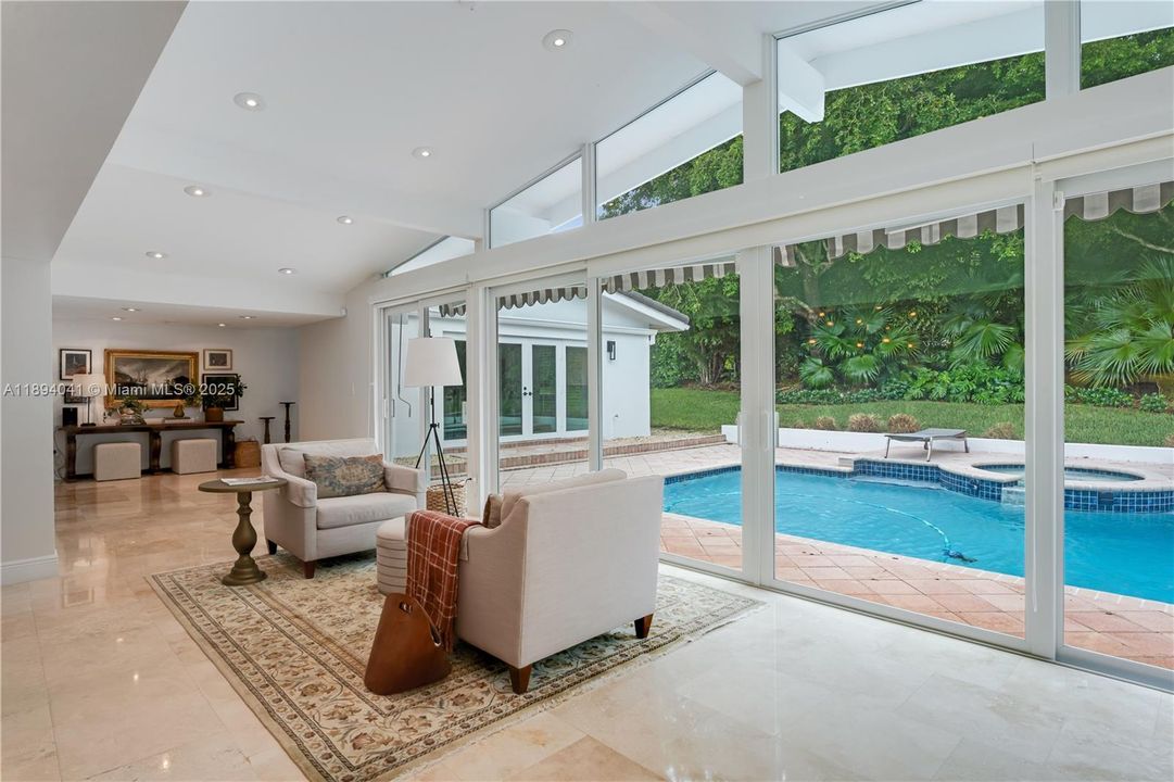 For Sale: $3,890,000 (4 beds, 3 baths, 3978 Square Feet)