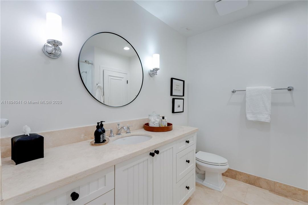 For Sale: $3,890,000 (4 beds, 3 baths, 3978 Square Feet)