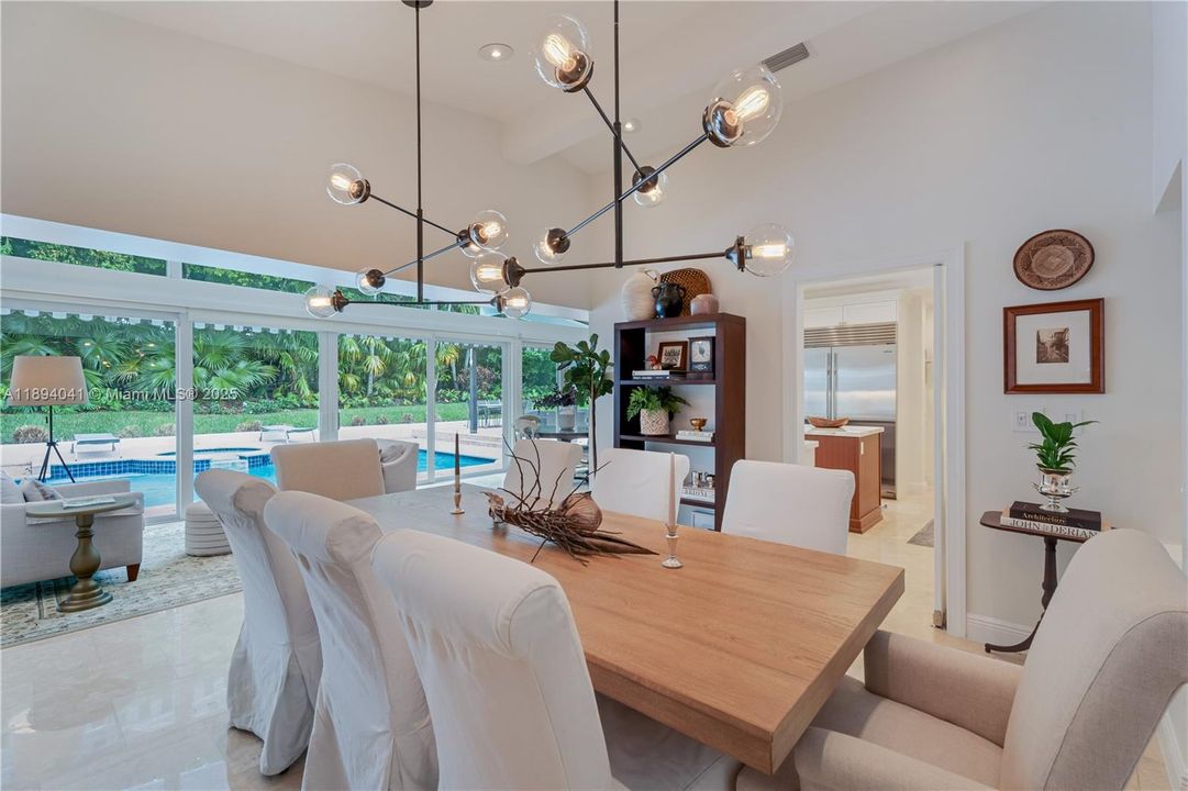 For Sale: $3,890,000 (4 beds, 3 baths, 3978 Square Feet)