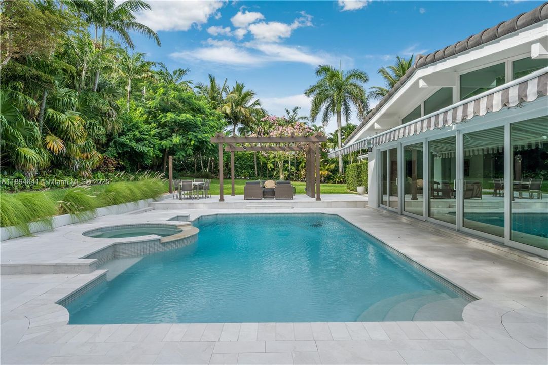 For Sale: $3,890,000 (4 beds, 3 baths, 3978 Square Feet)