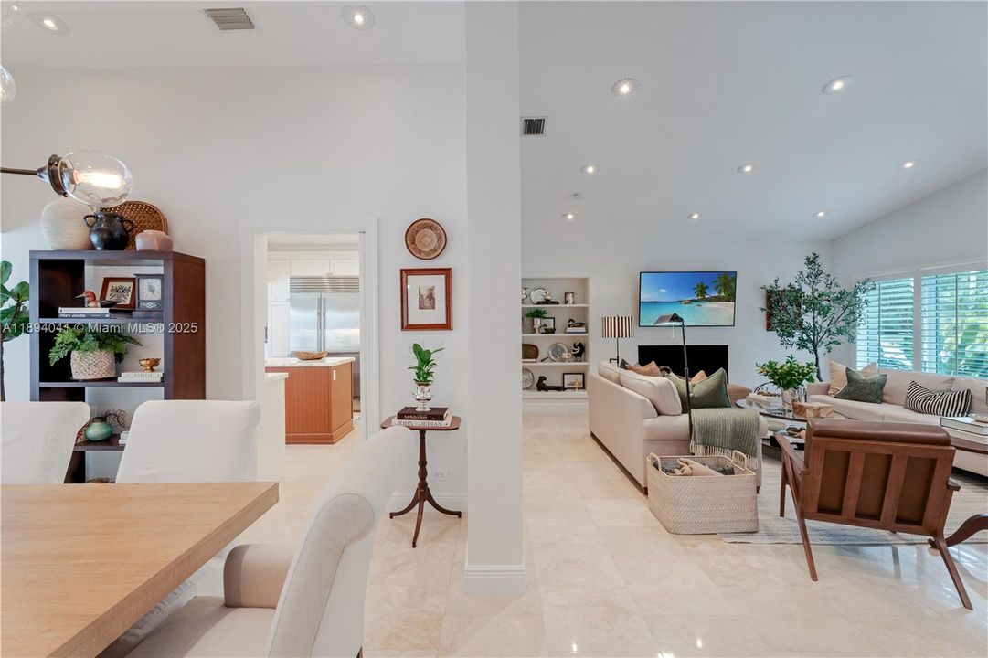 For Sale: $3,890,000 (4 beds, 3 baths, 3978 Square Feet)