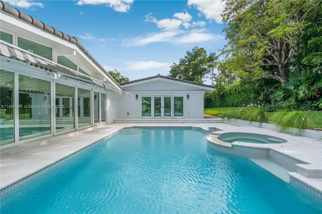 For Sale: $3,890,000 (4 beds, 3 baths, 3978 Square Feet)