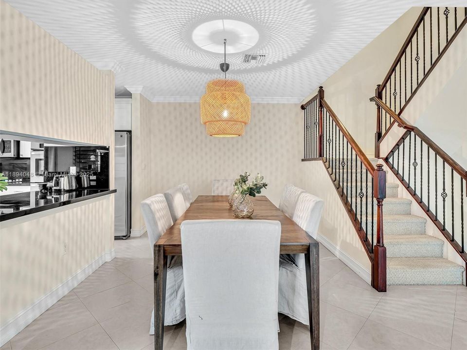 待售: $980,000 (4 贝兹, 3 浴室, 2800 平方英尺)