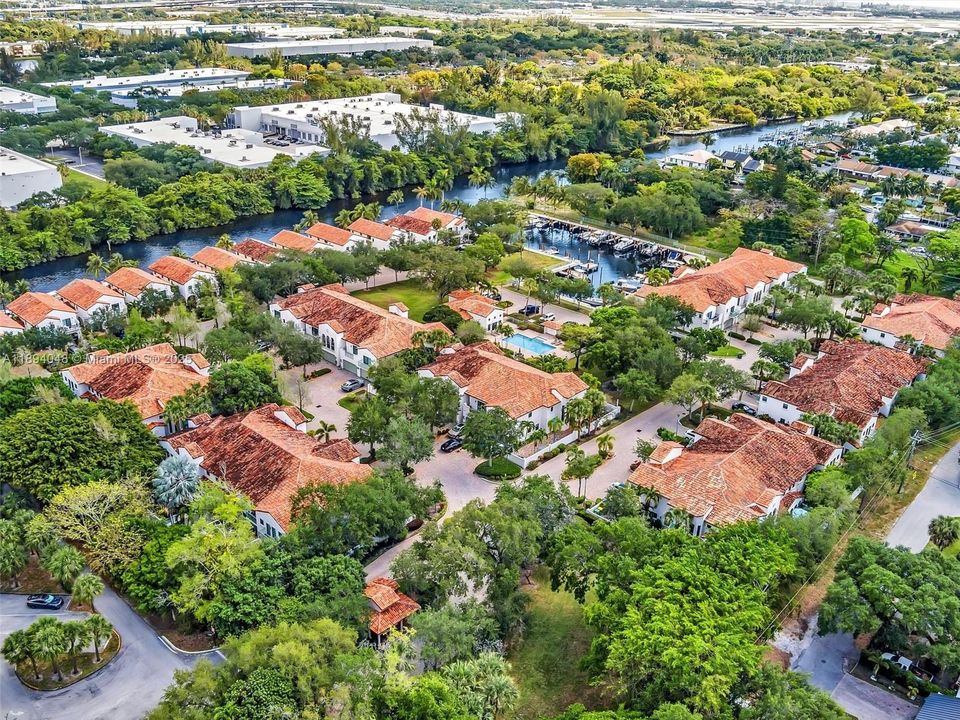 待售: $980,000 (4 贝兹, 3 浴室, 2800 平方英尺)