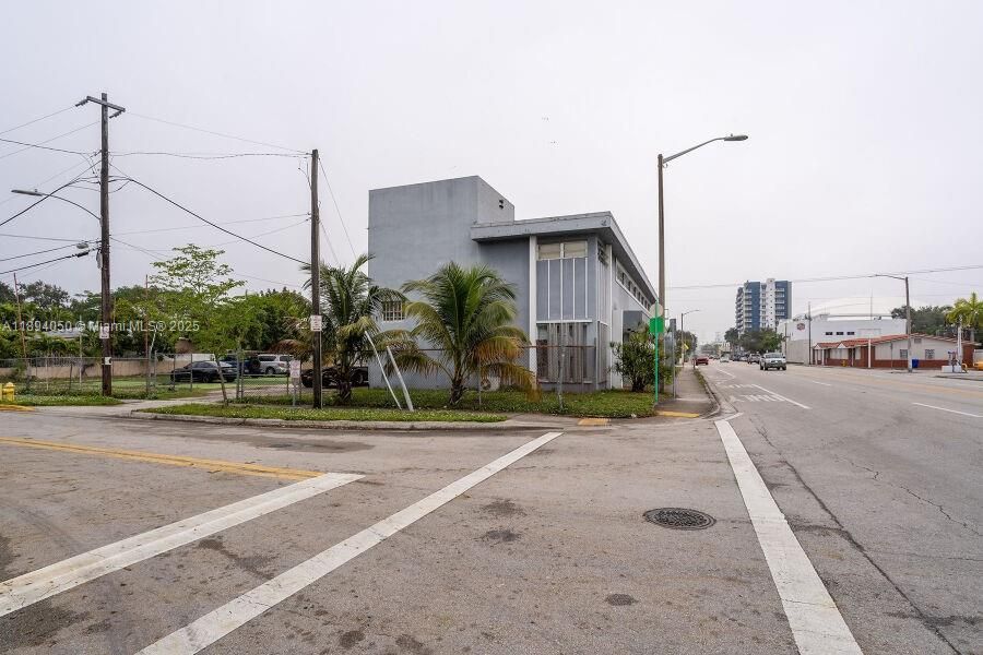 Active With Contract: $3,975,000 (0 beds, 0 baths, 0 Square Feet)