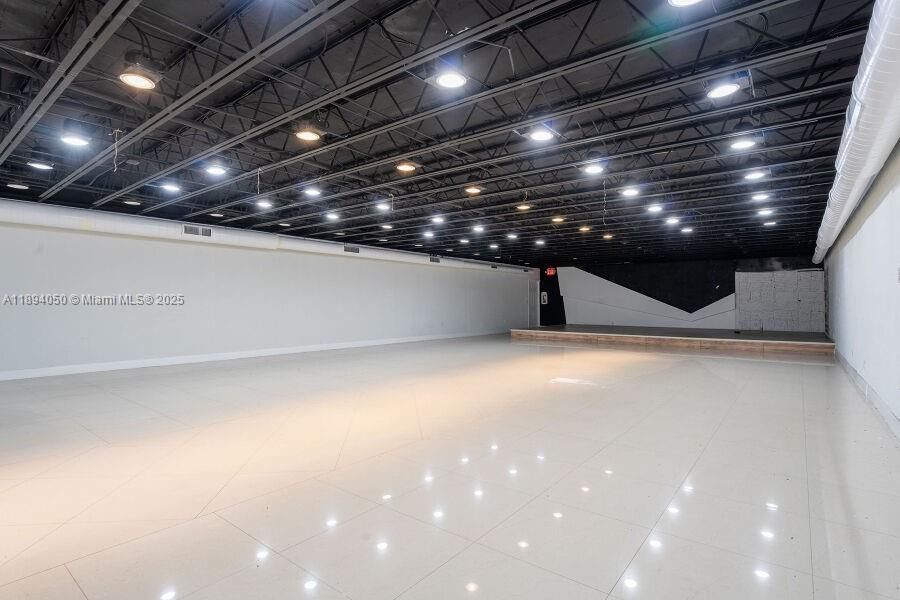 Active With Contract: $3,975,000 (0 beds, 0 baths, 0 Square Feet)