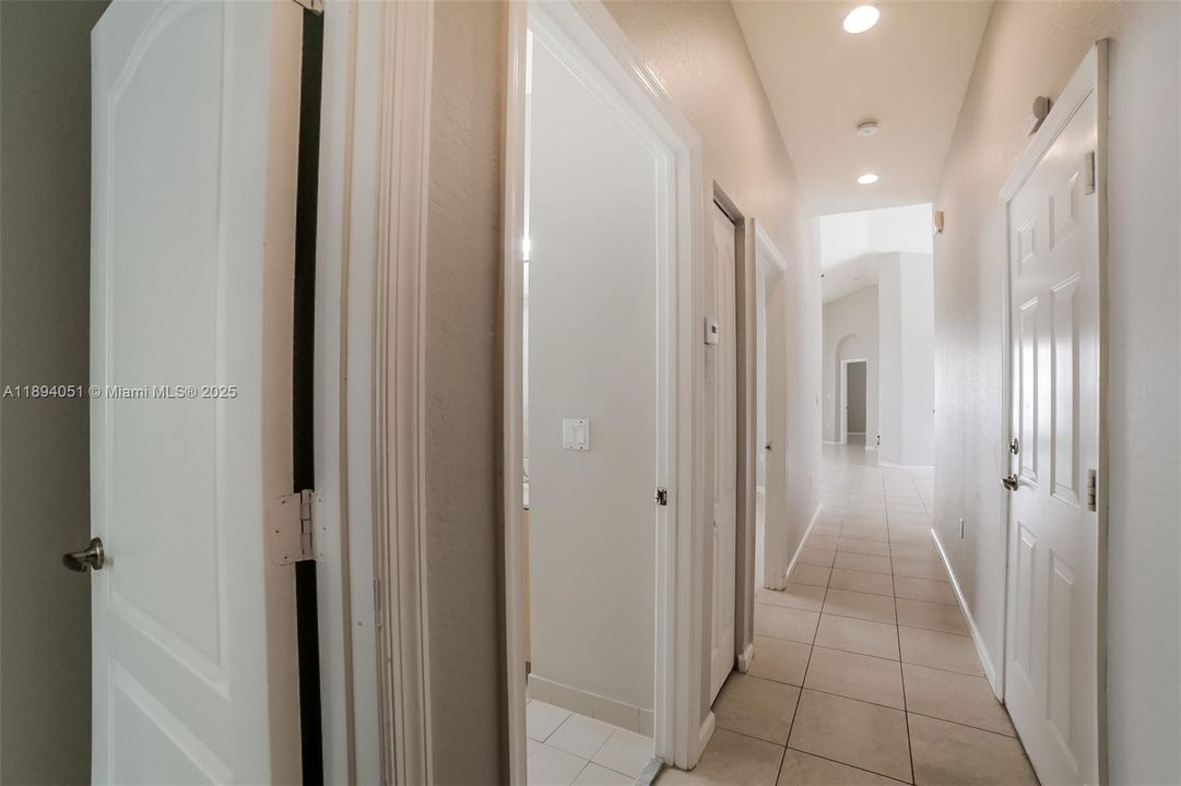 Недавно арендовано: $2,235 (3 спален, 2 ванн, 1408 Квадратных фут)